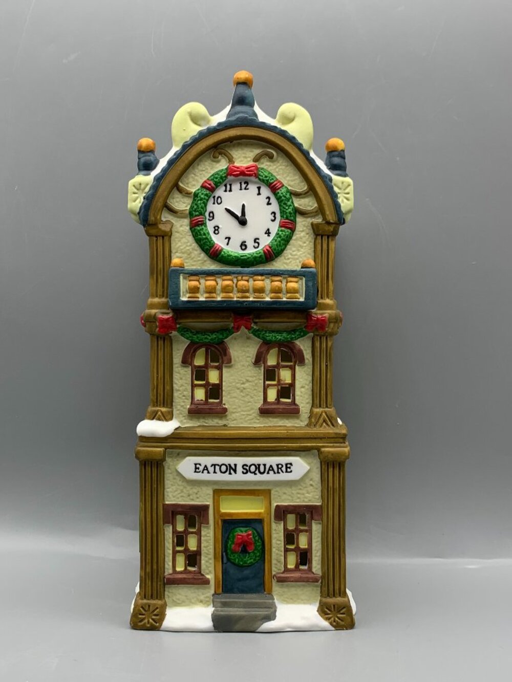 1997 Dickens Collectables Towne Series Porcelain Clock Tower in Box